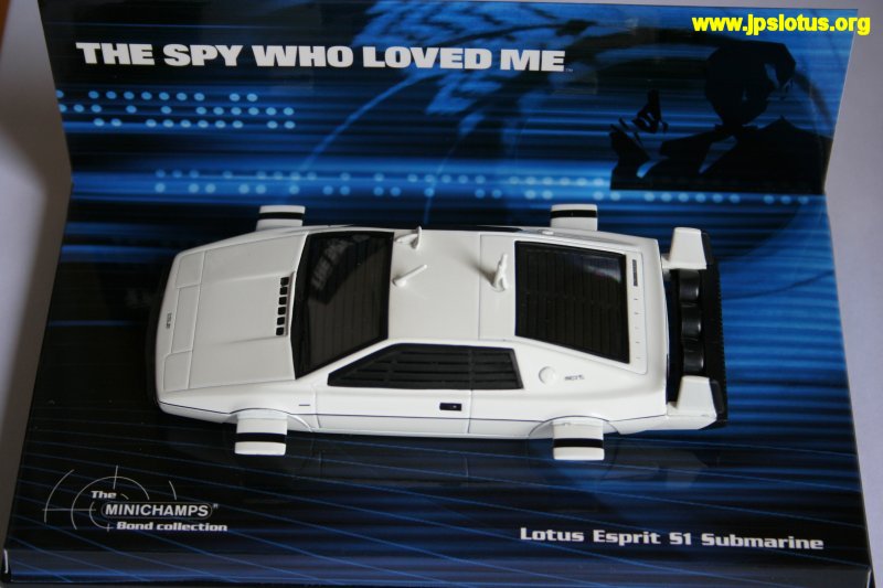 Bond, Lotus Esprit S1